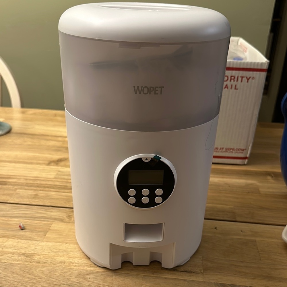 WOPET Automatic pet feeder F09 - Picture 2 of 3